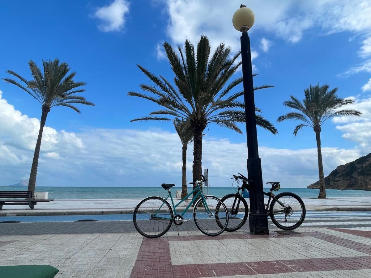 Traveler'S Beach Apartment With Sea View, Free Coffee & Parking Бенидорм Екстериор снимка
