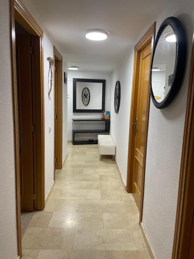 Traveler'S Beach Apartment With Sea View, Free Coffee & Parking Бенидорм Екстериор снимка