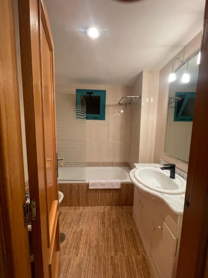 Traveler'S Beach Apartment With Sea View, Free Coffee & Parking Бенидорм Екстериор снимка