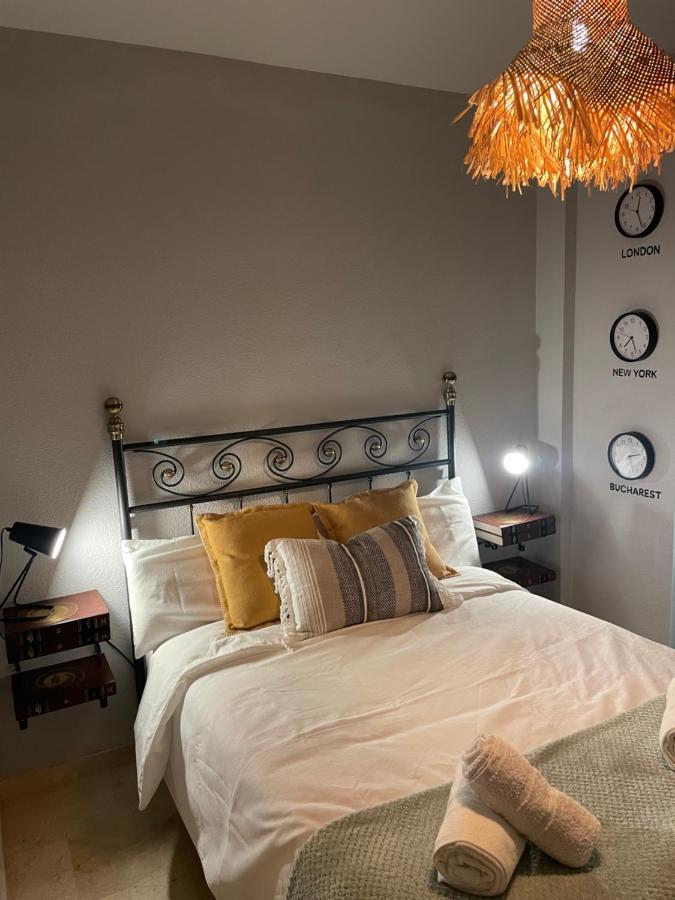Traveler'S Beach Apartment With Sea View, Free Coffee & Parking Бенидорм Екстериор снимка